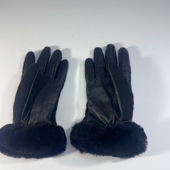 UGG Leather Palm & Faux Fur Cuff Gloves Women’s Large (Fit Small) Black Winter - Picture 2 of 6